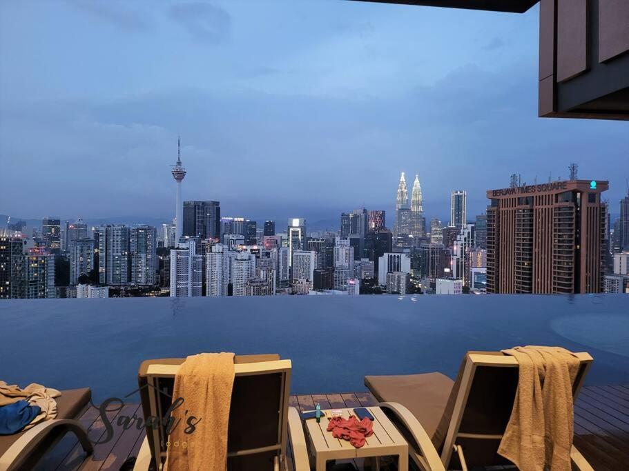 Apartemen Lucentia World Class Facilities Infinity Pool Stunning View
